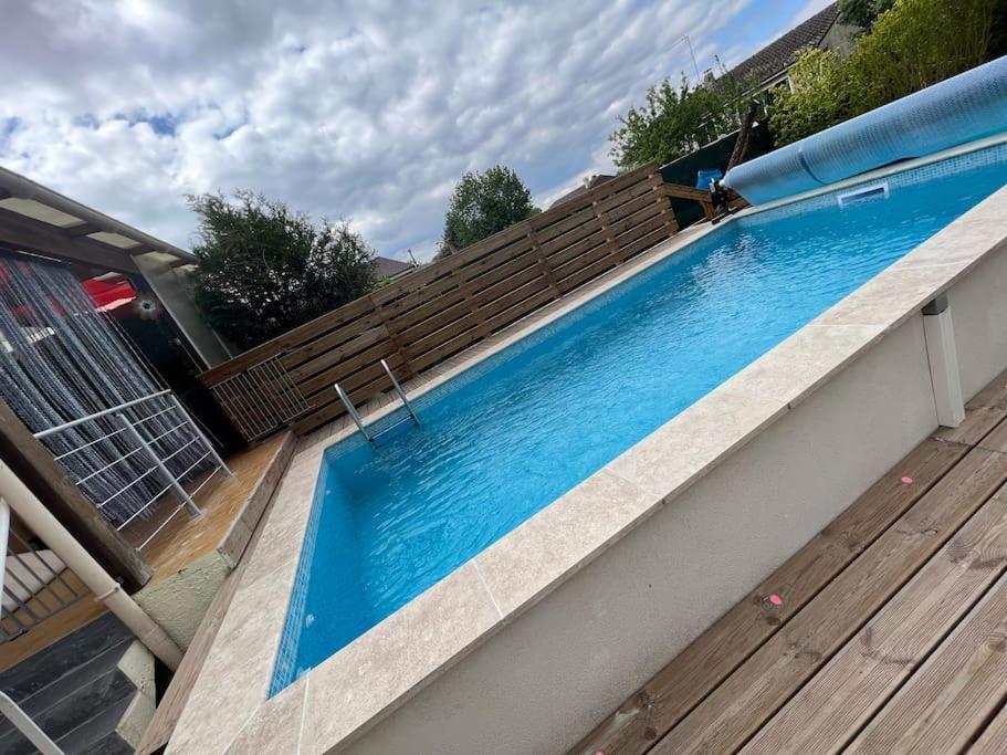 Kings Villa Near Disneyland Reserved Only For Family With Kids Saint-Germain-sur-Morin Eksteriør billede