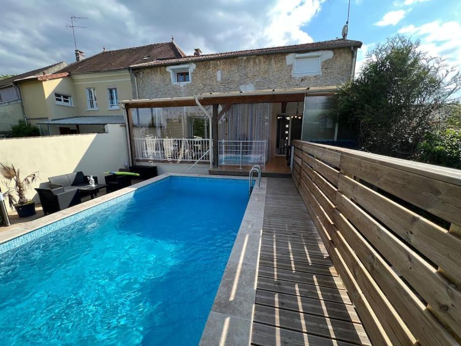 Kings Villa Near Disneyland Reserved Only For Family With Kids Saint-Germain-sur-Morin Eksteriør billede